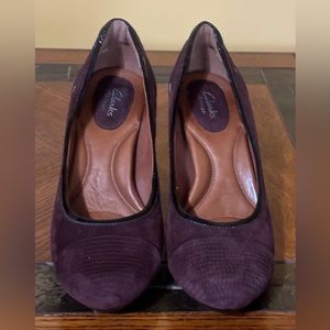Clarks Artisan burgundy suede heels 3 inches